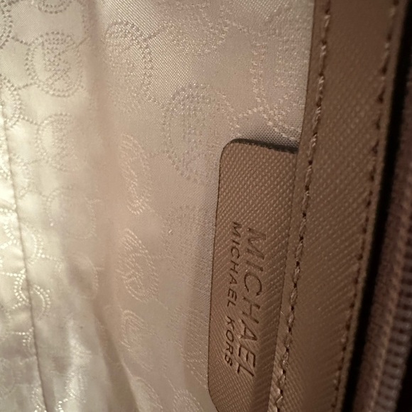 Michael Kors studded leather Tote bag - Picture 4 of 10